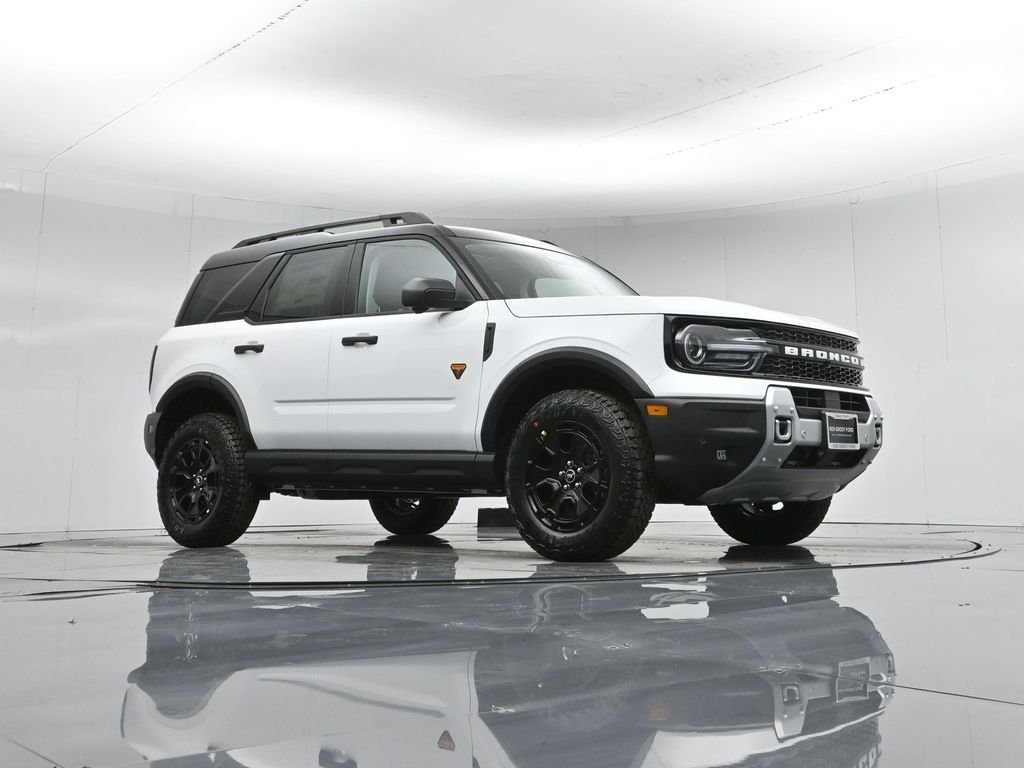New 2026 Oxford White Ford Badlands image 3