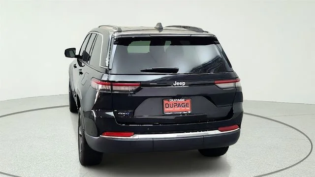 Used 2023 Black Jeep 4xe image 10