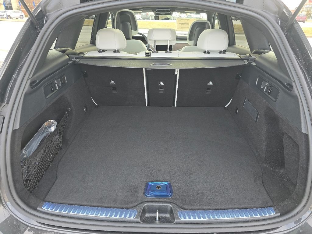 New 2026 Graphite Grey Metallic Mercedes-Benz GLC 300 image 19