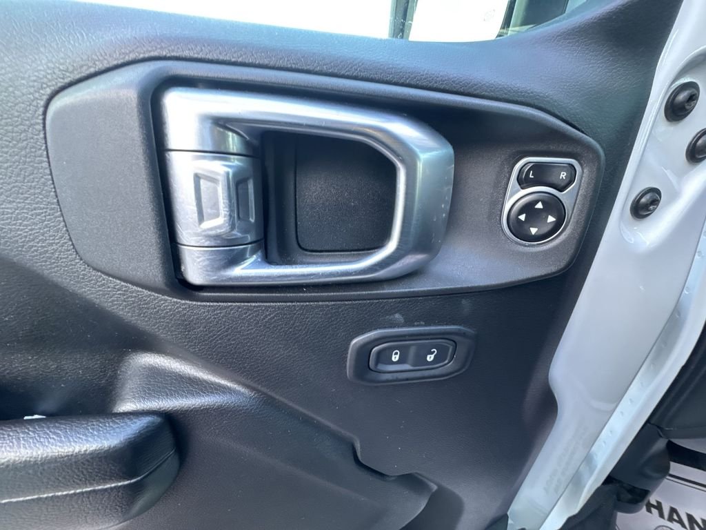 Used 2019 White Jeep Unlimited Sport S image 13