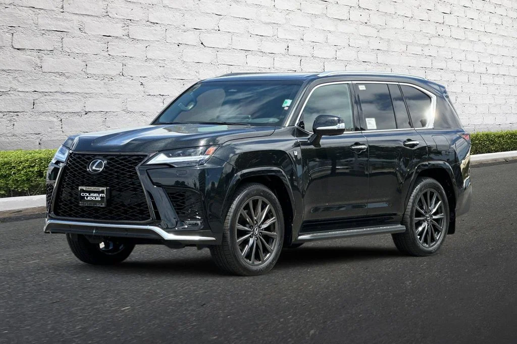 2026 Lexus LX 600 F-Sport - Photo 8
