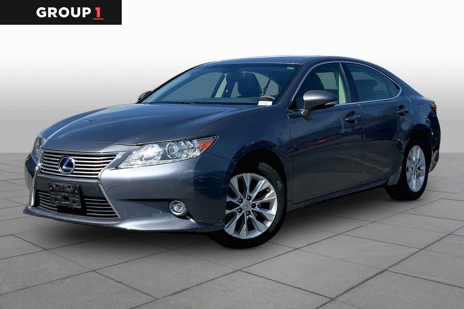 2015 Lexus ES 300h