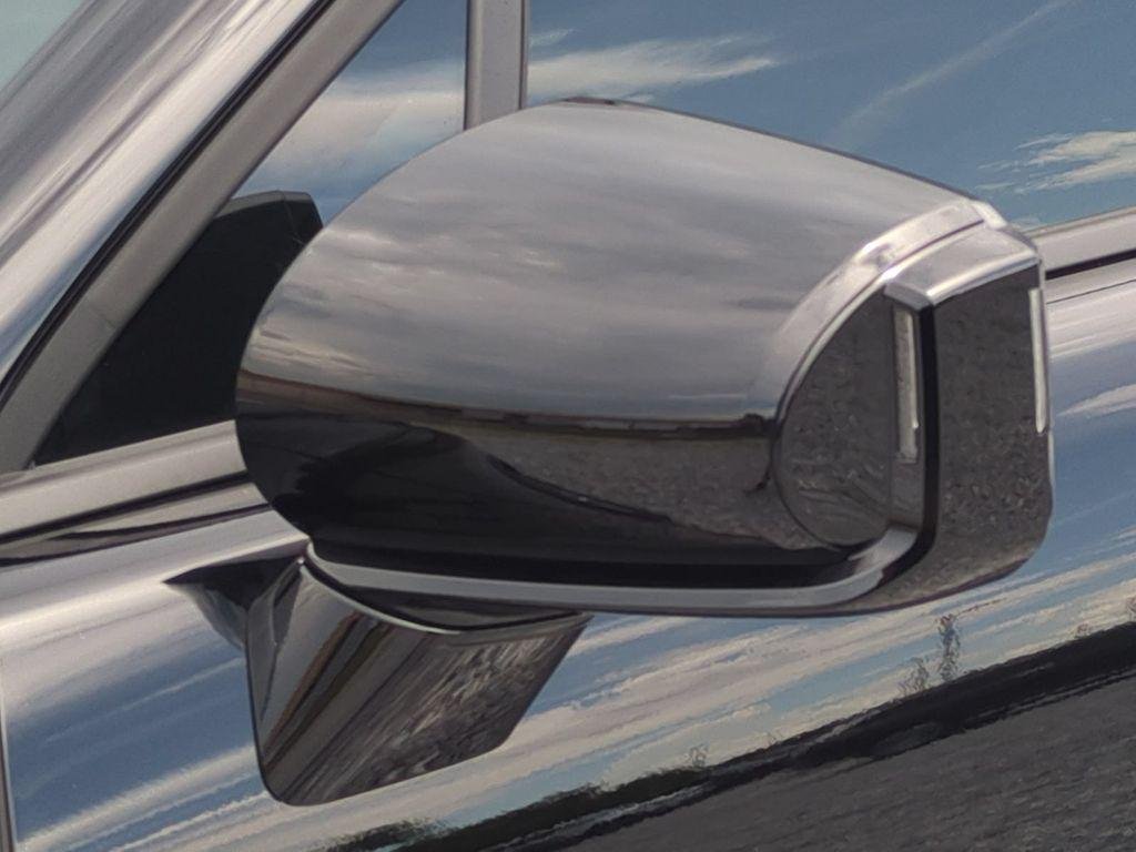 New 2027 Black Hyundai Blue SEL 7P image 12
