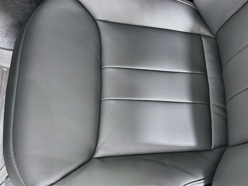 New 2027 Fuji White Land Rover Dynamic SE P400 image 20