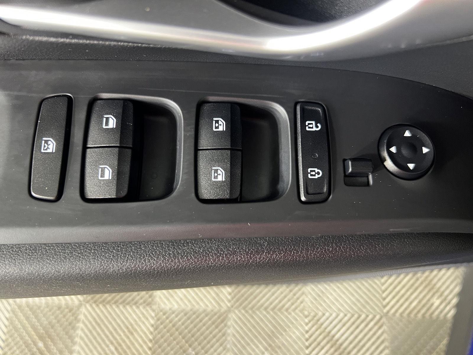 Used 2024 Intense Blue Hyundai SEL image 11
