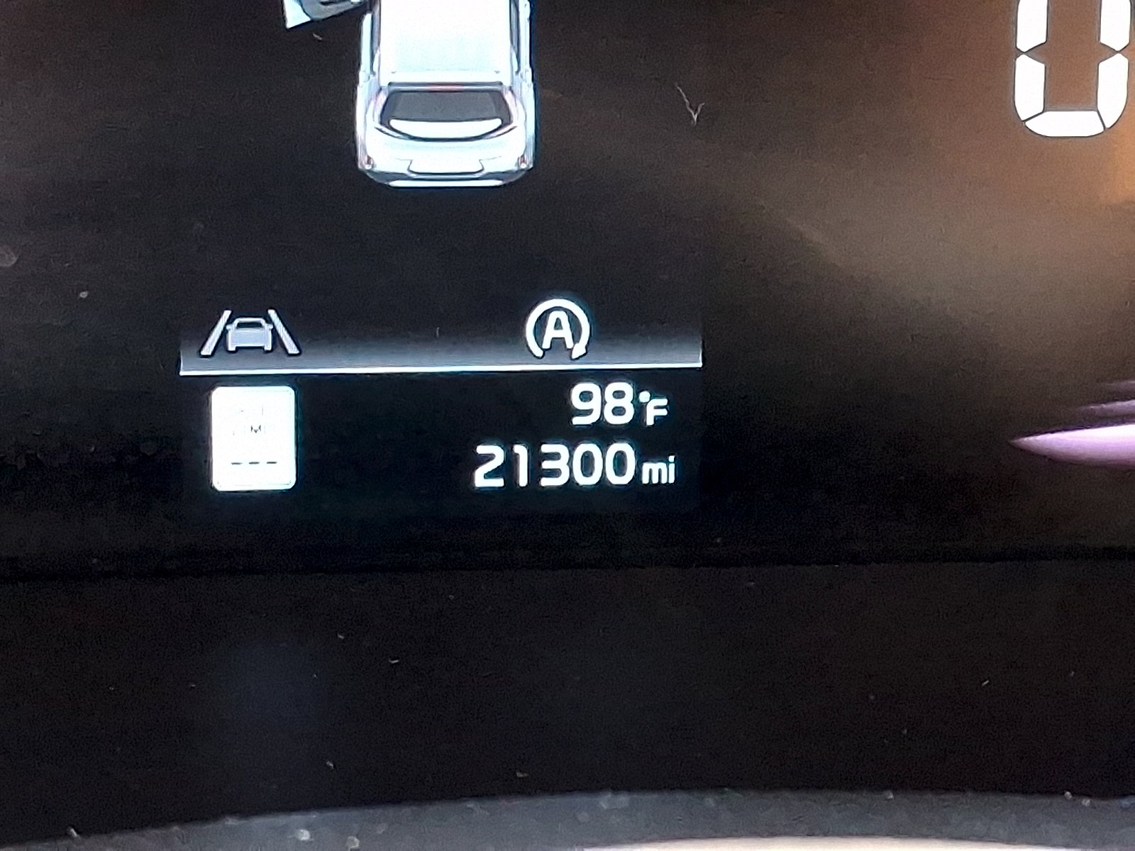 Certified Used 2025 Snow White Pearl Kia LX image 19