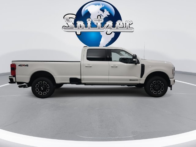 2026 Ford F-250 Super Duty Platinum - Photo 11
