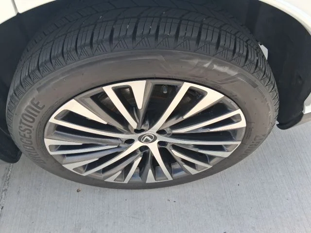 Used 2024 White Lexus 350 Premium Plus image 19