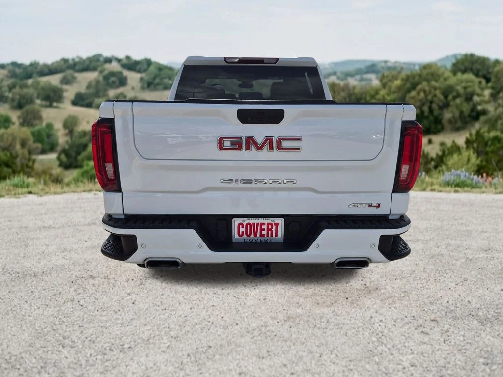 Used 2023 White GMC AT4 image 9