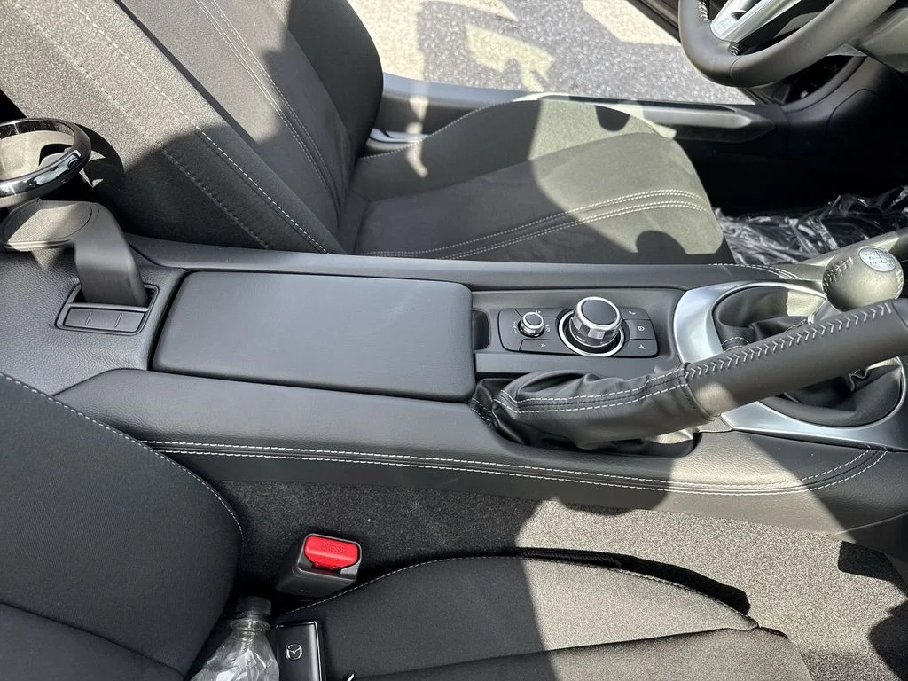 2026 Mazda MX-5 Miata Club - Photo 36