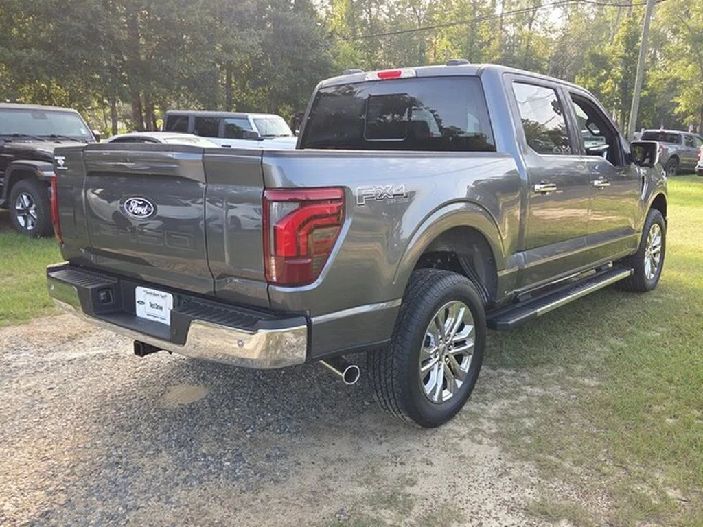 New 2026 Carbonized Gray Metallic Ford Lariat® image 13