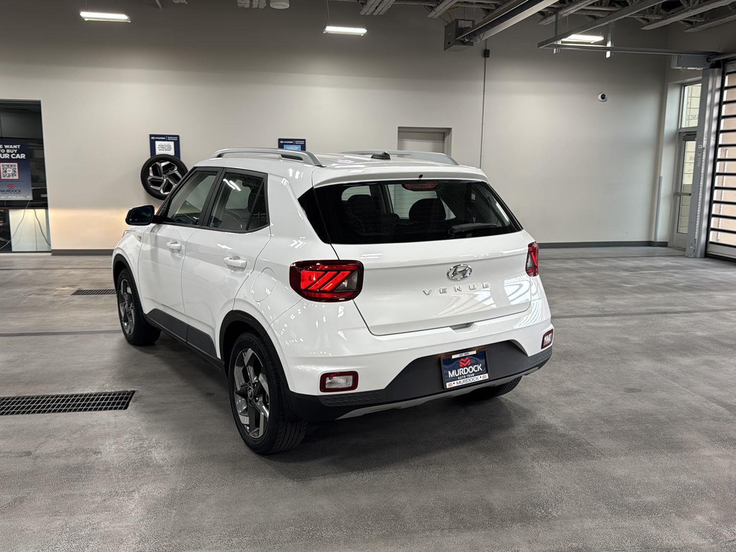 Certified Used 2023 Lunar White Hyundai SEL image 4