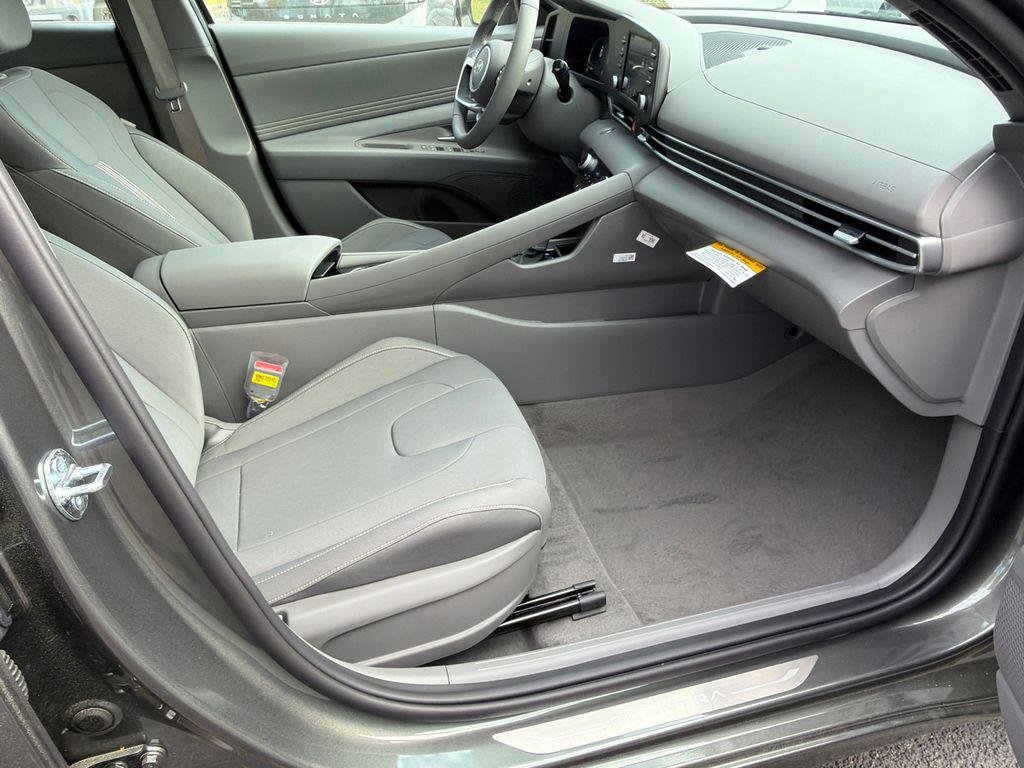 New 2026 Gray Hyundai SEL Sport Premium image 13