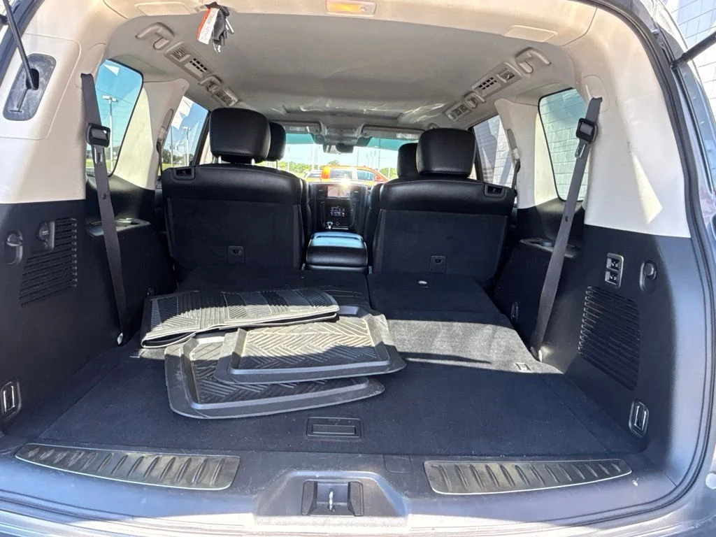 Used 2021 Gray INFINITI LUXE image 33