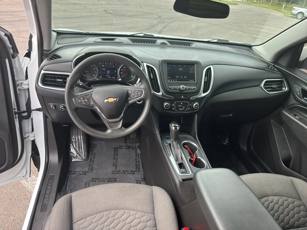 Used 2021 Summit White Chevrolet LT image 24