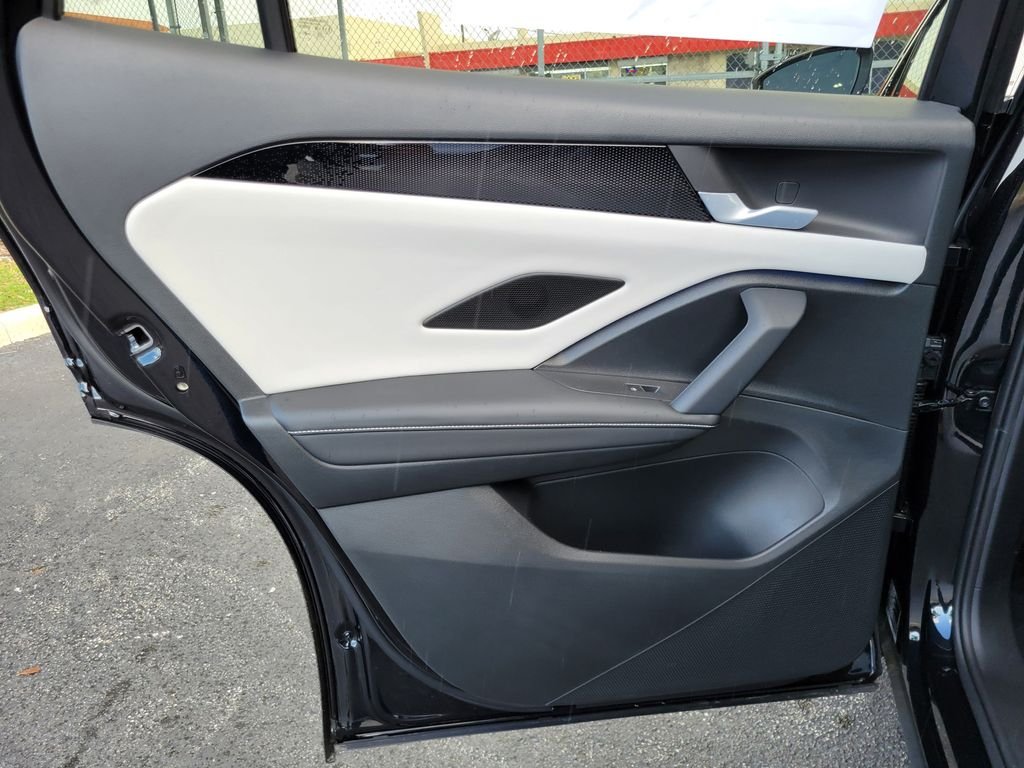 New 2026 Black Volkswagen 2.0T SE image 9