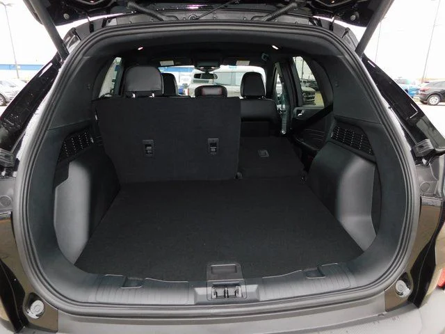 New 2026 Agate Black Metallic Ford ST-Line Select image 66