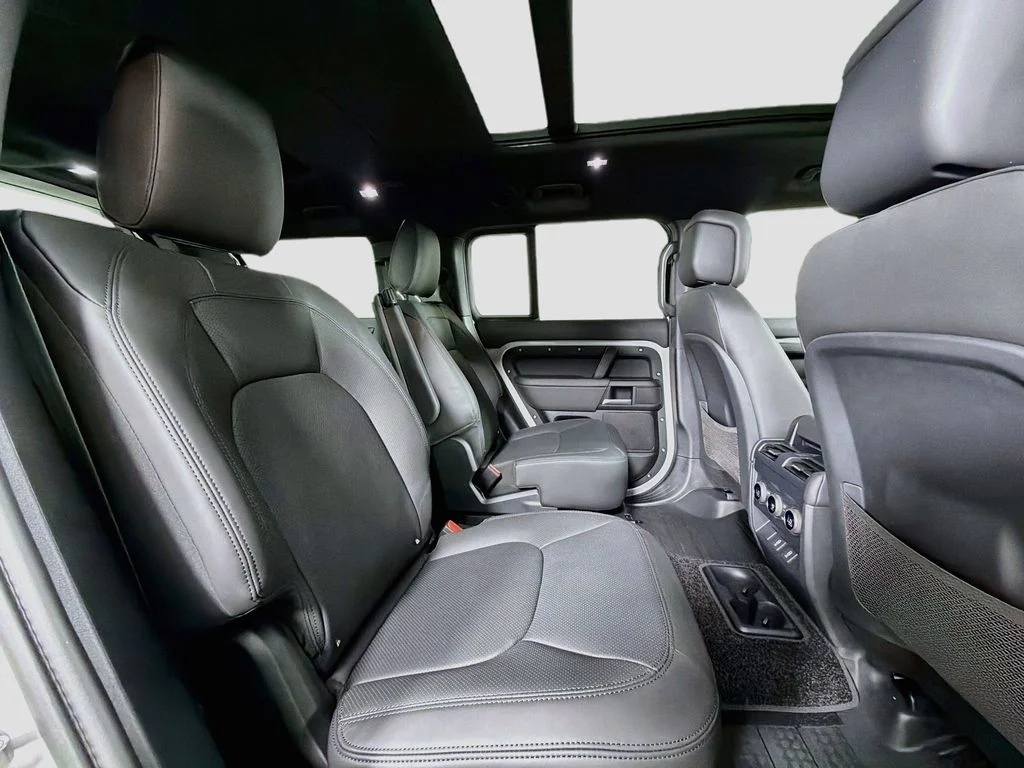 New 2026 Borasco Grey Land Rover X-Dynamic SE image 29