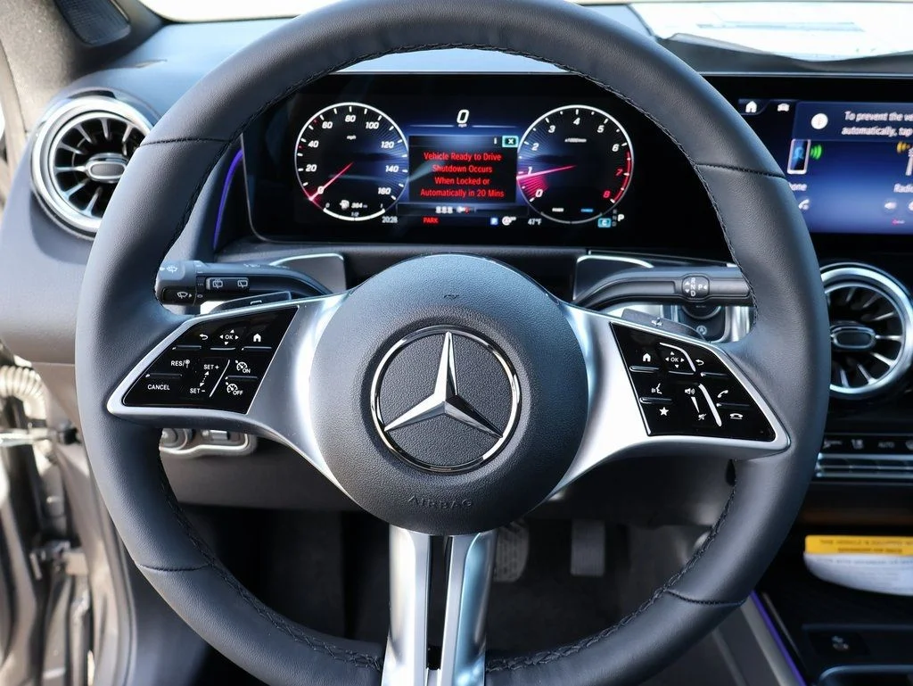 Certified Used 2026 Mountain Gray Metallic Mercedes-Benz GLB 250 image 31