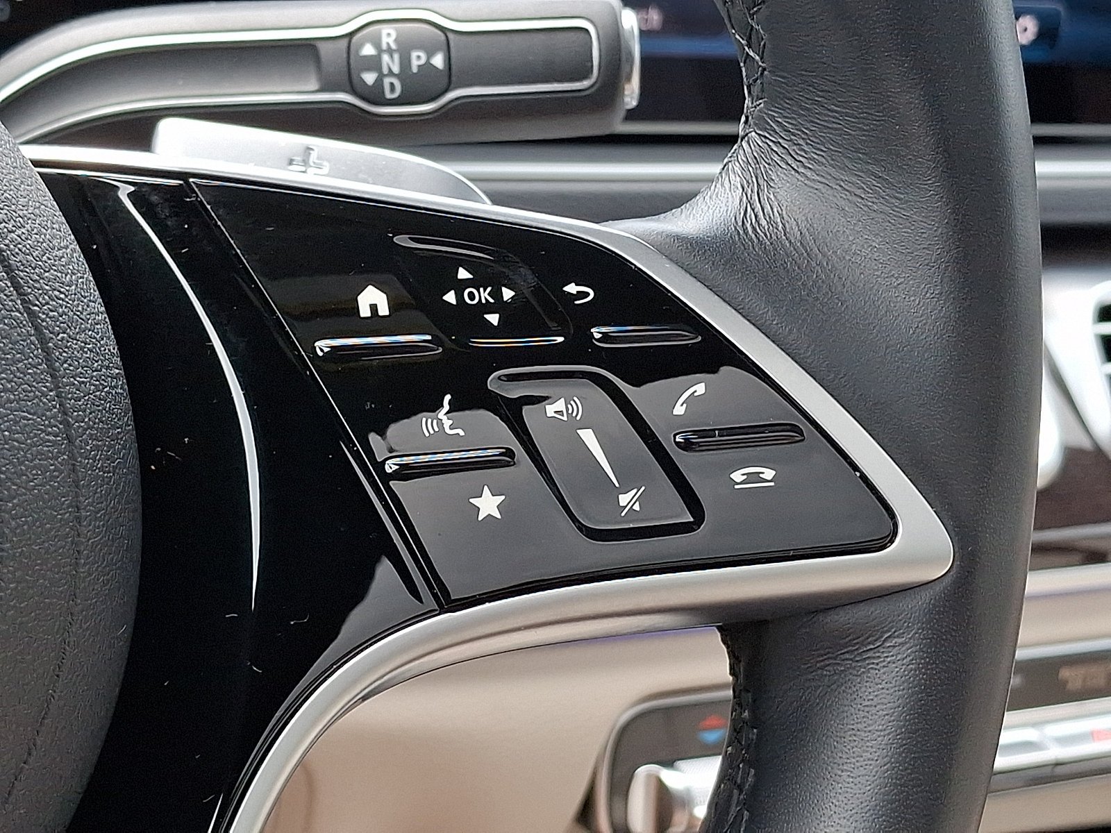 Used 2024 Twilight Blue Metallic Mercedes-Benz GLE 450e Plug-In Hybrid image 24