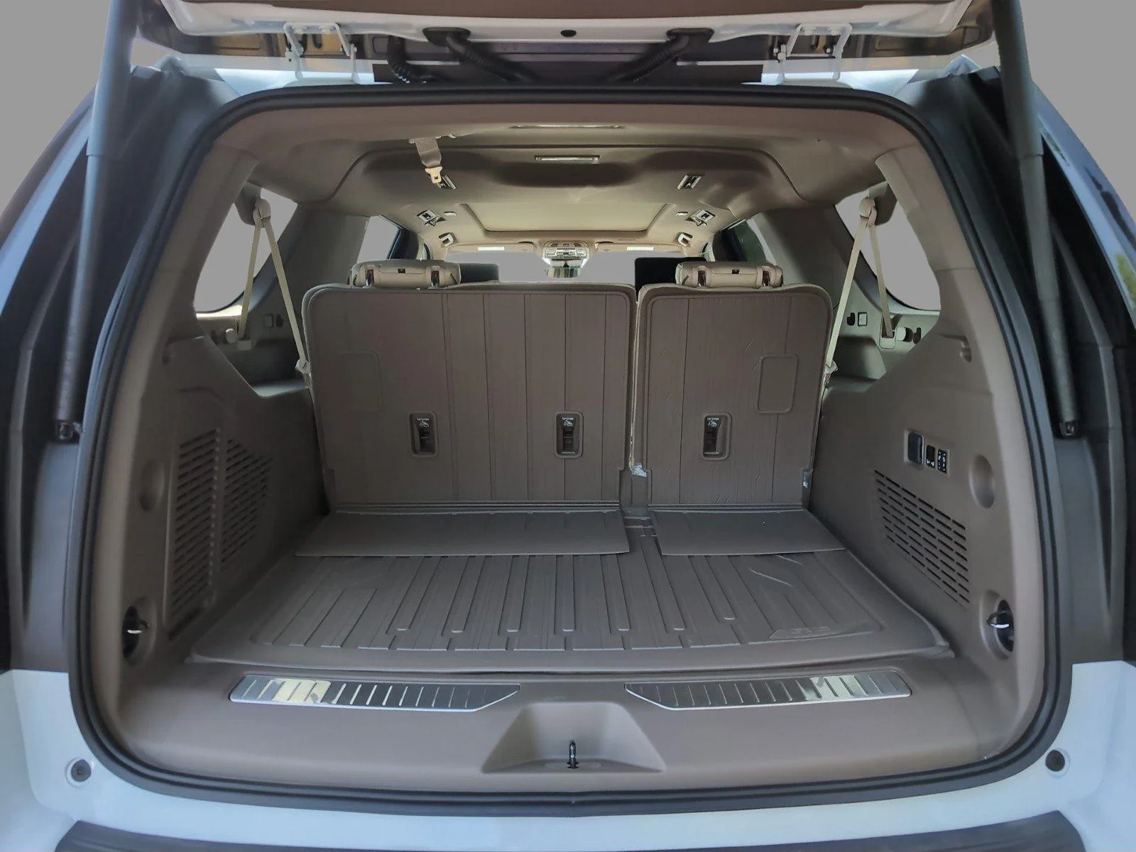 New 2026 Glacier White Tricoat GMC Denali image 6