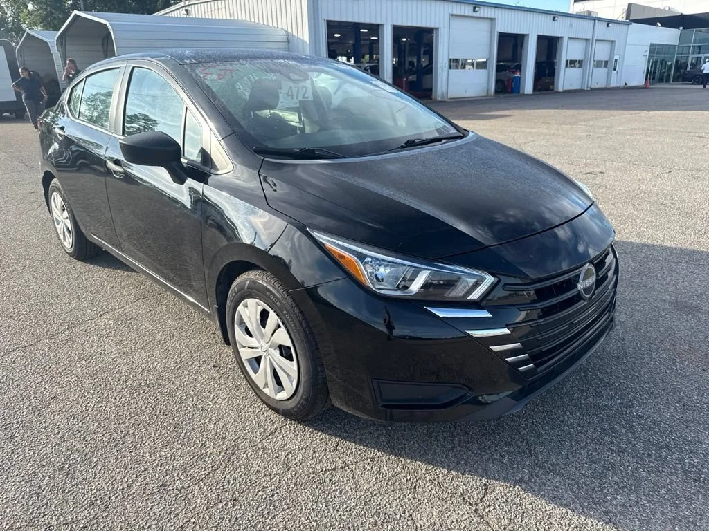 Used 2024 Black Nissan S image 7
