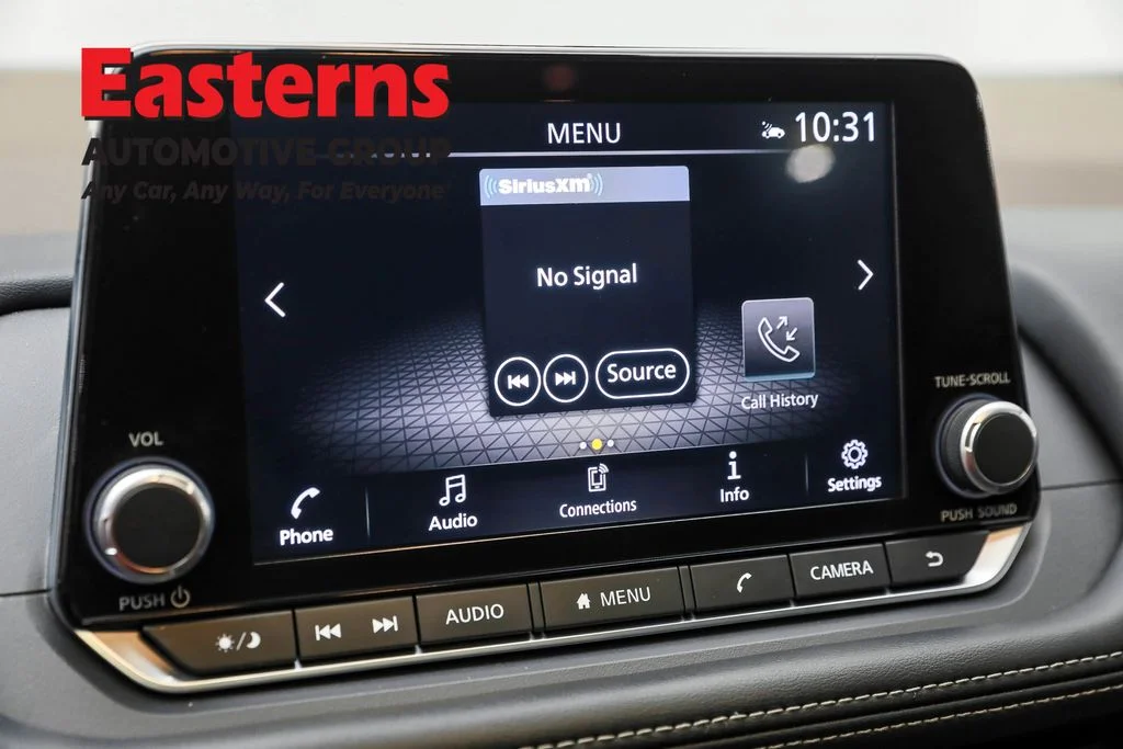 Used 2022 Red Nissan SV image 19