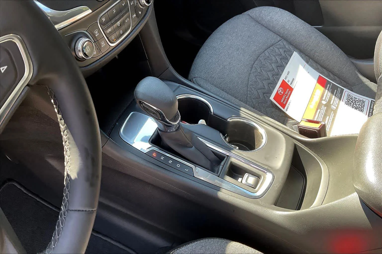 Used 2024 Summit White Chevrolet LT image 31