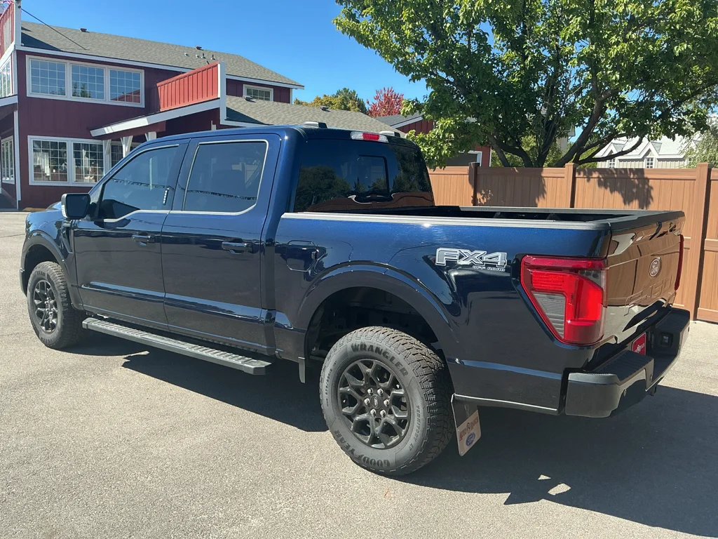 Used 2026 Antimatter Blue Metallic Ford XLT image 8