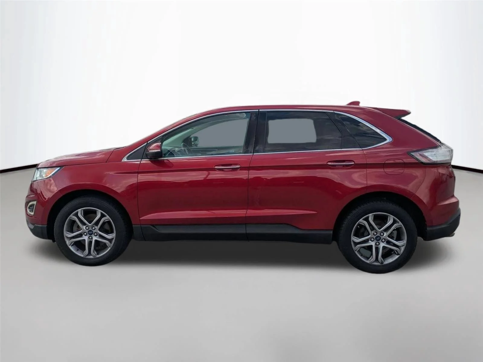 Used 2016 Ruby Red Metallic Tinted Clearcoat Ford Titanium image 8