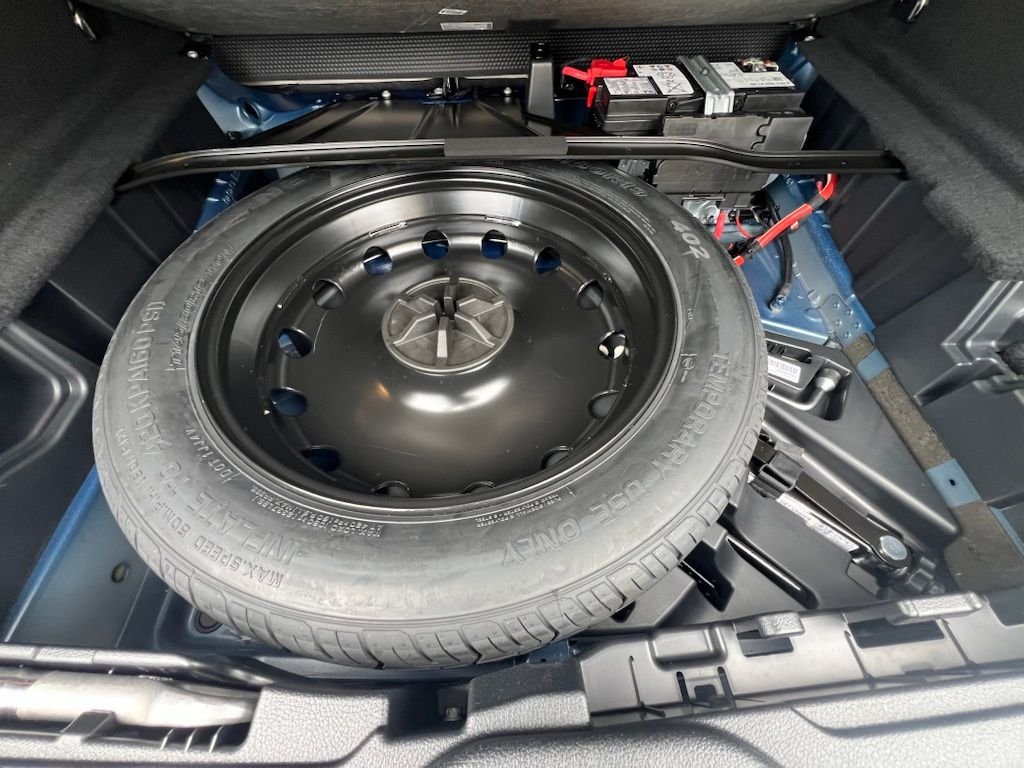Certified Used 2023  Mercedes-Benz GLC 300 image 39