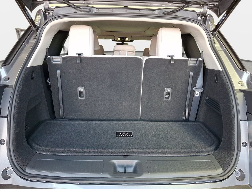 New 2027 GRAPHITE SHADOW INFINITI Luxe AWD image 20