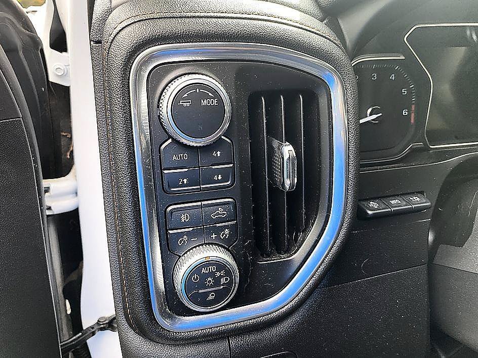 Used 2020 Summit White GMC AT4 image 8