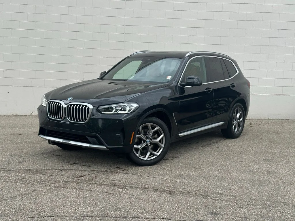 2023 BMW X3's photo