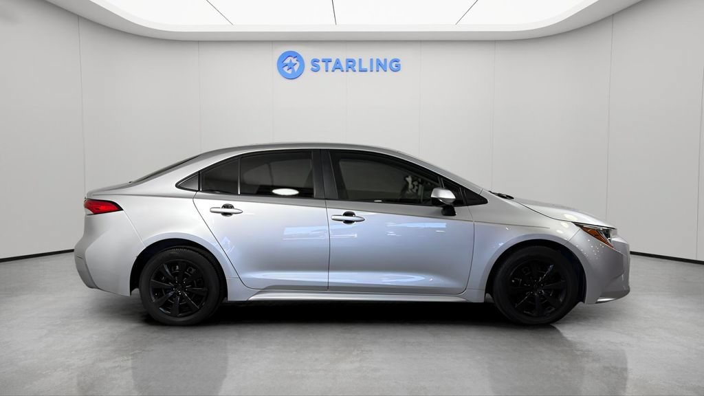 Used 2020 Silver Toyota LE image 11
