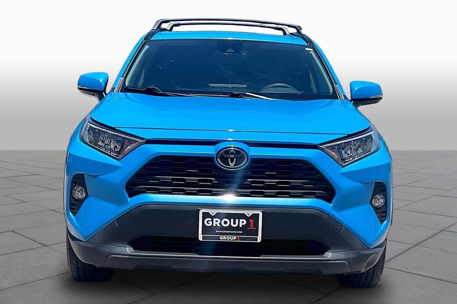 Used 2020 Blue Flame Toyota XLE image 4