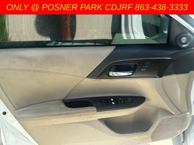 Used 2014  Honda EX-L image 6