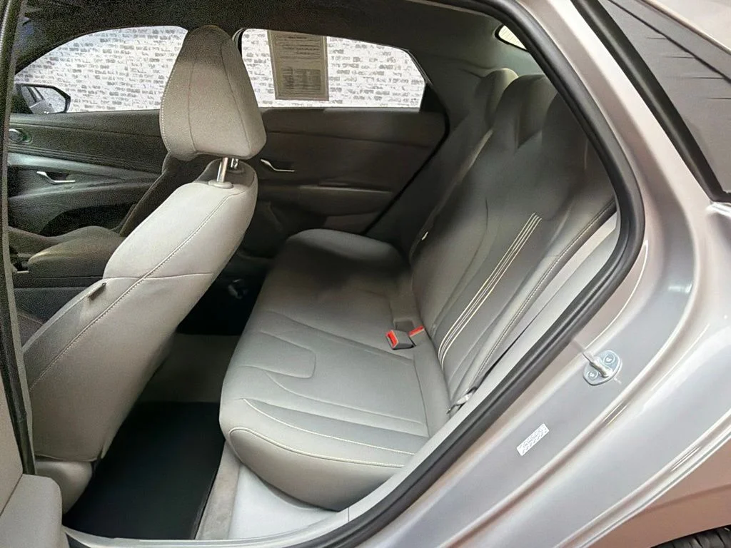Used 2023 Fluid Metal Hyundai SEL image 14