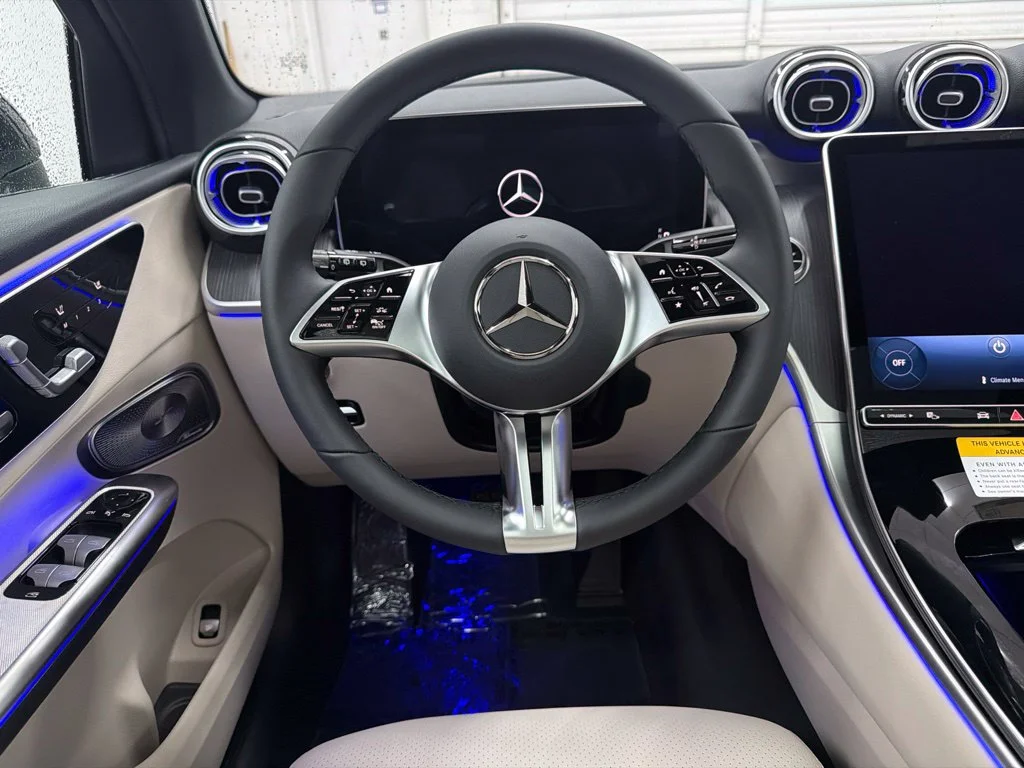 New 2027 Gray Mercedes-Benz GLC 300 image 22