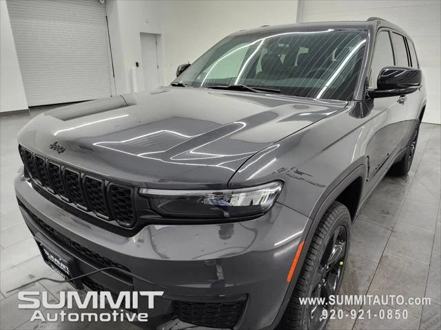 New 2025 Baltic Gray Metallic Clear-Coat Exterior Paint Jeep Limited image 19