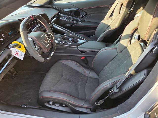 2027 Chevrolet Corvette 3LZ - Photo 6