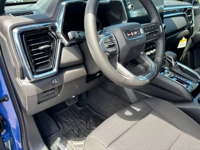 New 2026 Rapids Metallic GMC Elevation image 13