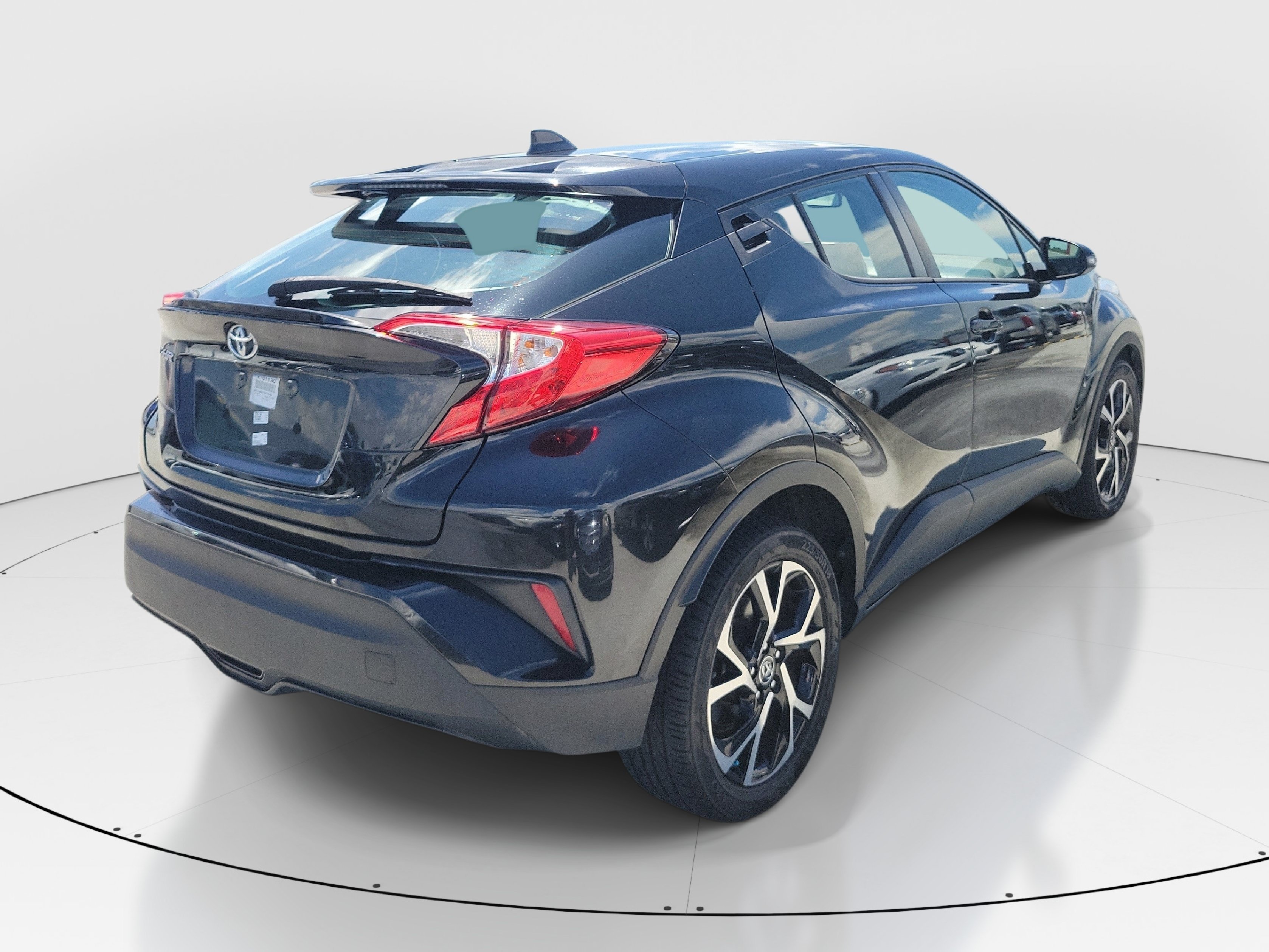 Used 2019 Black Sand Pearl Toyota XLE image 6