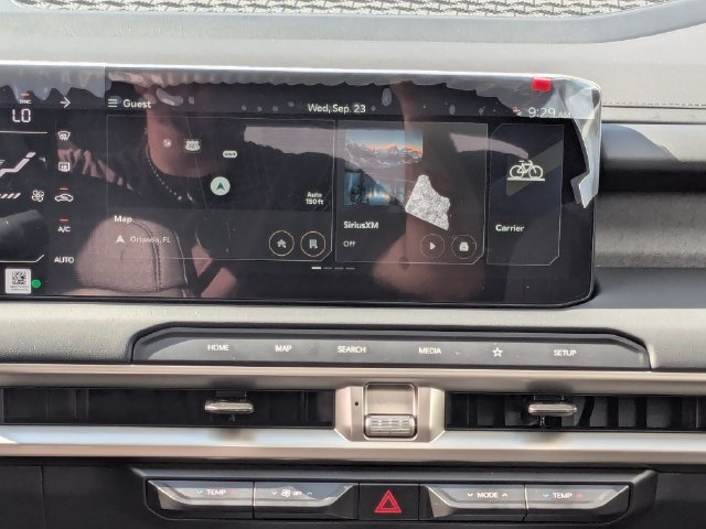New 2027 Ebony Black Kia S image 19