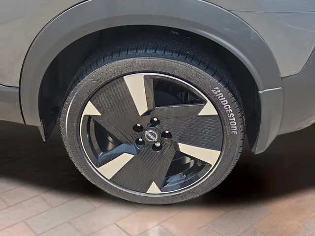 Used 2025 Gray Nissan SR image 20
