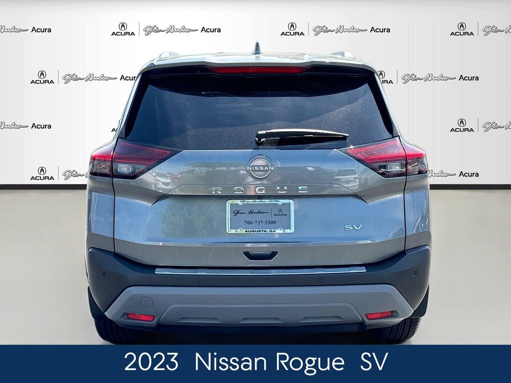 Used 2023 Gray Nissan SV image 5