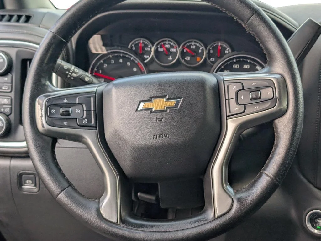 Used 2019 BLACK Chevrolet LTZ image 14