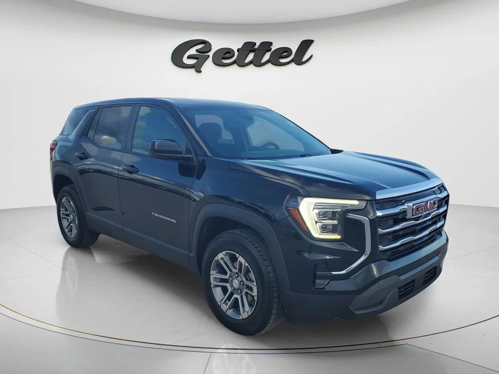 Used 2025 Ebony Twilight Metallic GMC Elevation image 3