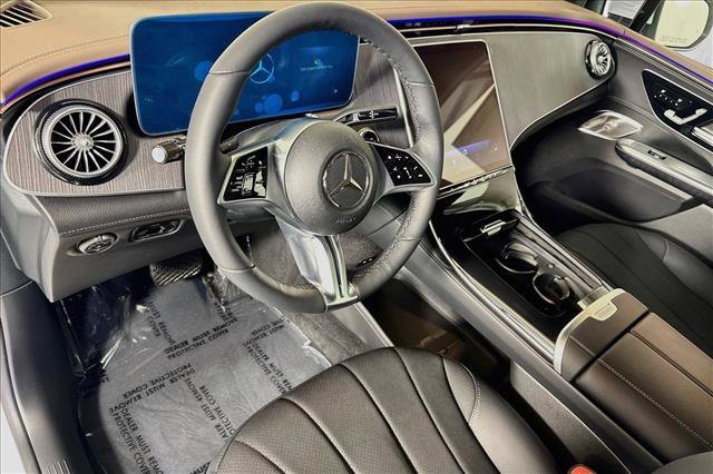 New 2027 Polar White Mercedes-Benz EQE 320+ image 38