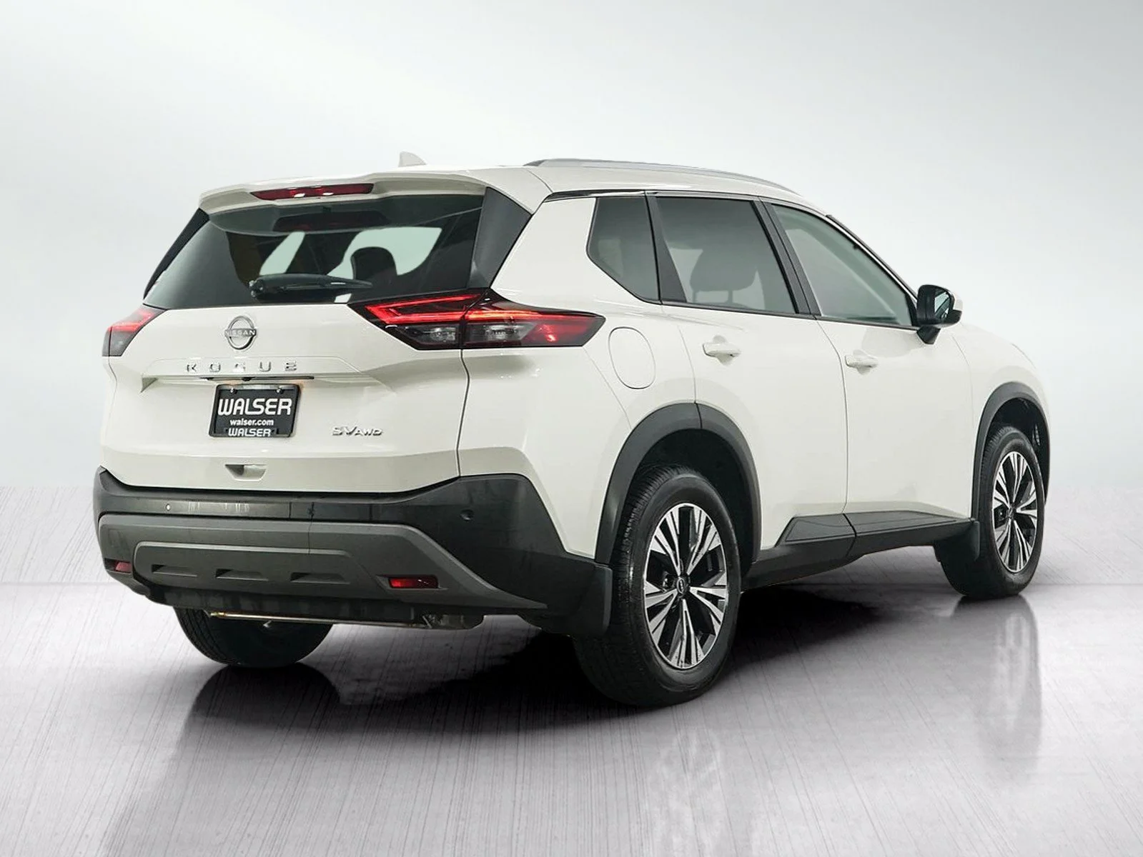 Used 2023 Pearl White Tricoat Nissan SV image 6